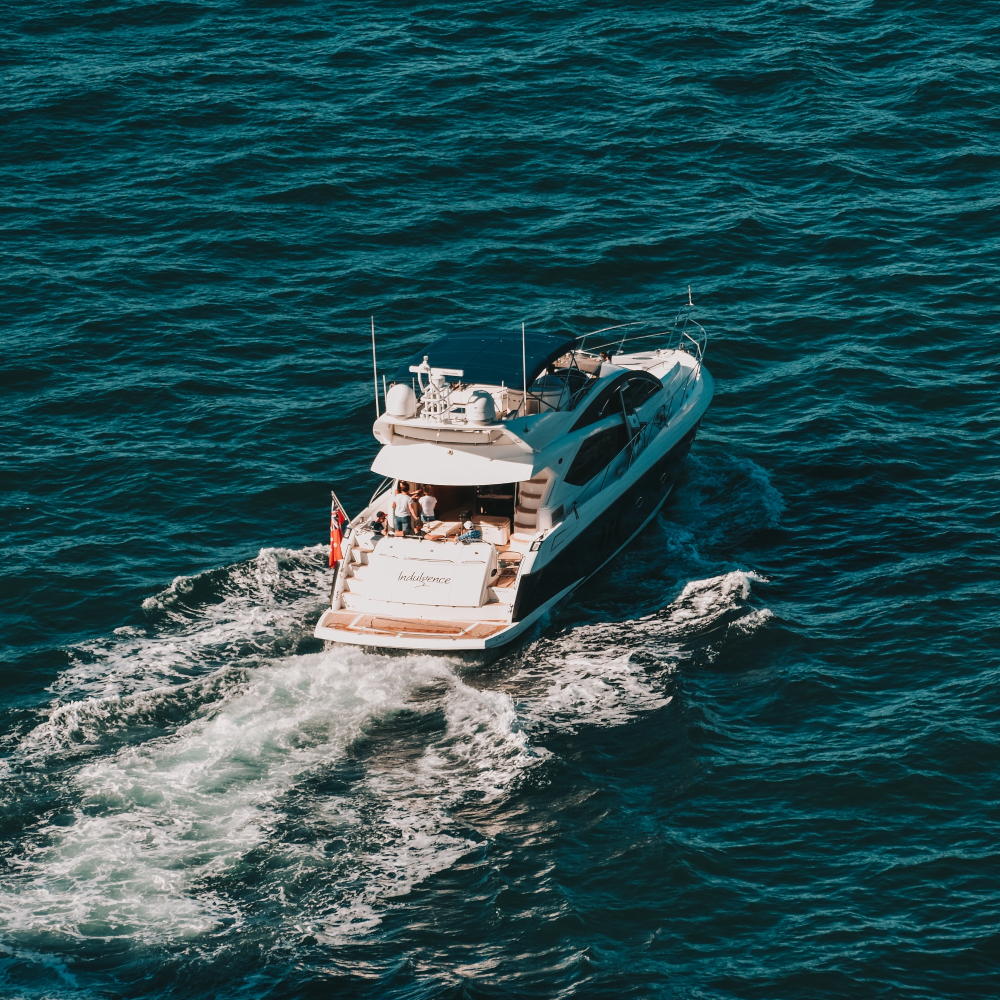 Yacht sailing through the gulf